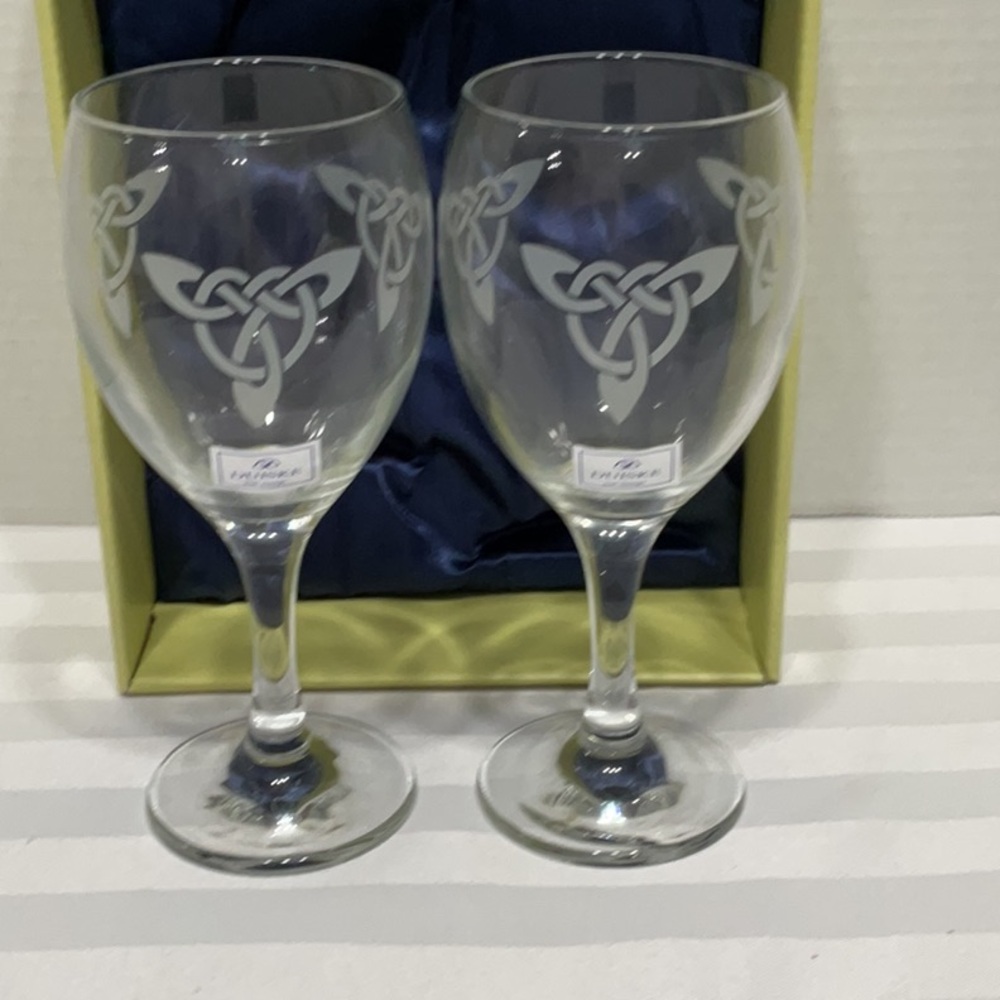 Duiske Irish Design Wine Glass Pair